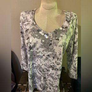 Ruby Rd white and Silver 3/4 length blouse. Bejeweled detailed neckline. Size 3X